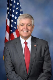 Official portrait of Cliff Bentz