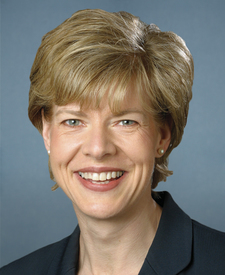 Official portrait of Tammy Baldwin