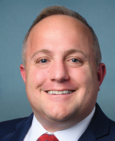 Official portrait of Russell Fry