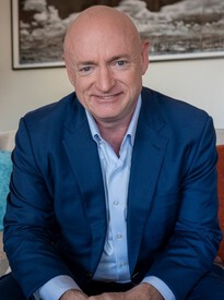 Official portrait of Mark Kelly