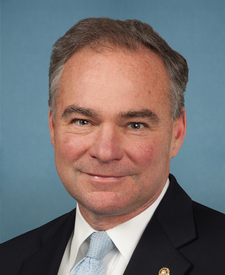 Official portrait of Tim Kaine