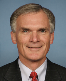 Official portrait of Robert E. Latta