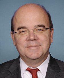 Official portrait of James P. McGovern
