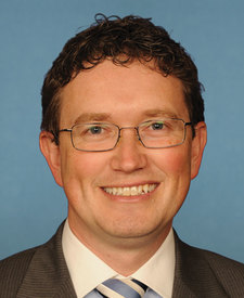 Official portrait of Thomas Massie