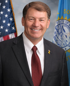 Official portrait of Mike Rounds